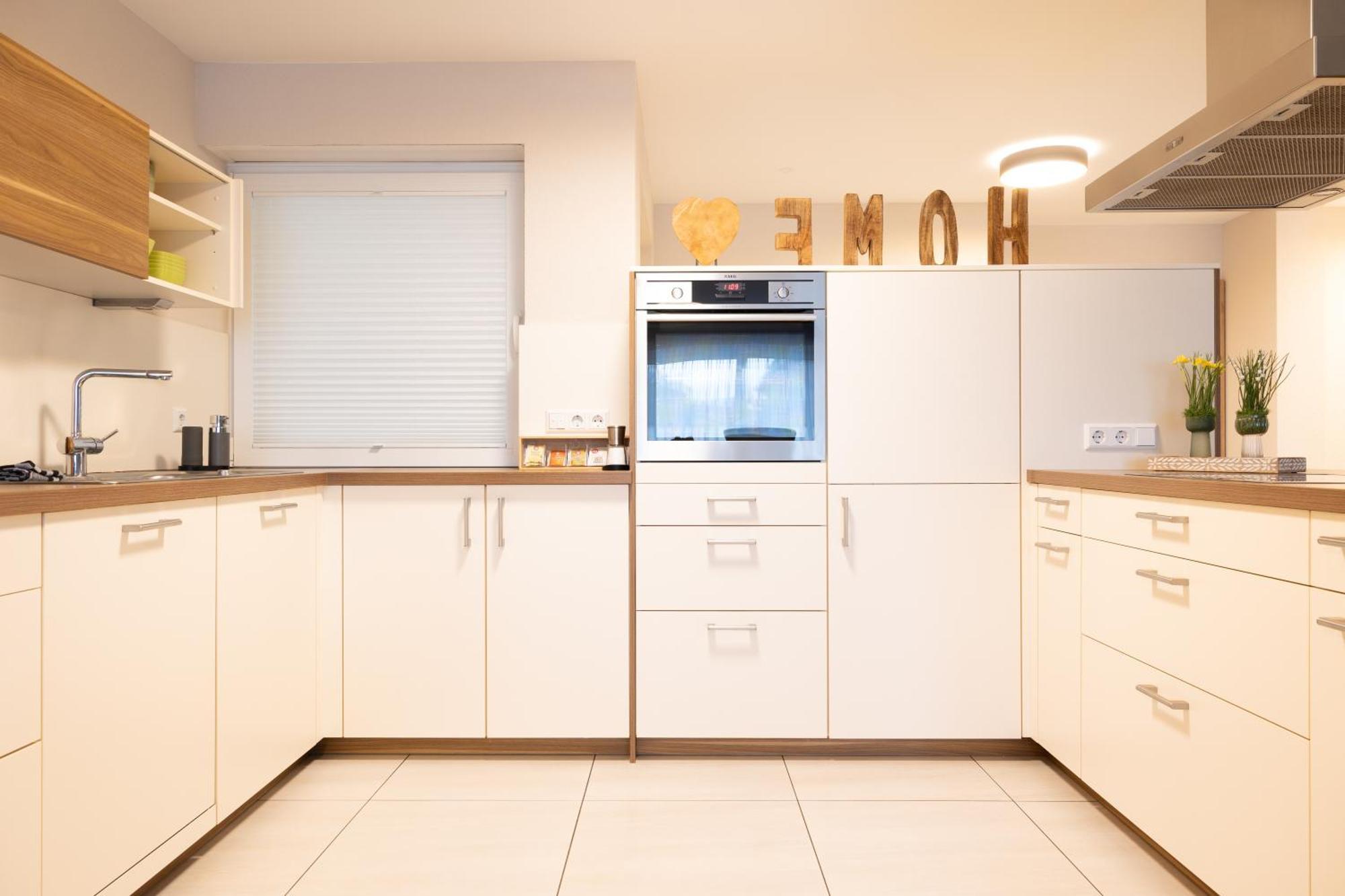 Appartementdeluxe Steiert - Near Europa Park - Rulantica - Spacious - Fully Equipped Kitchen - Private Garden - Free Parking - Pet Friendly Schwanau Exterior photo