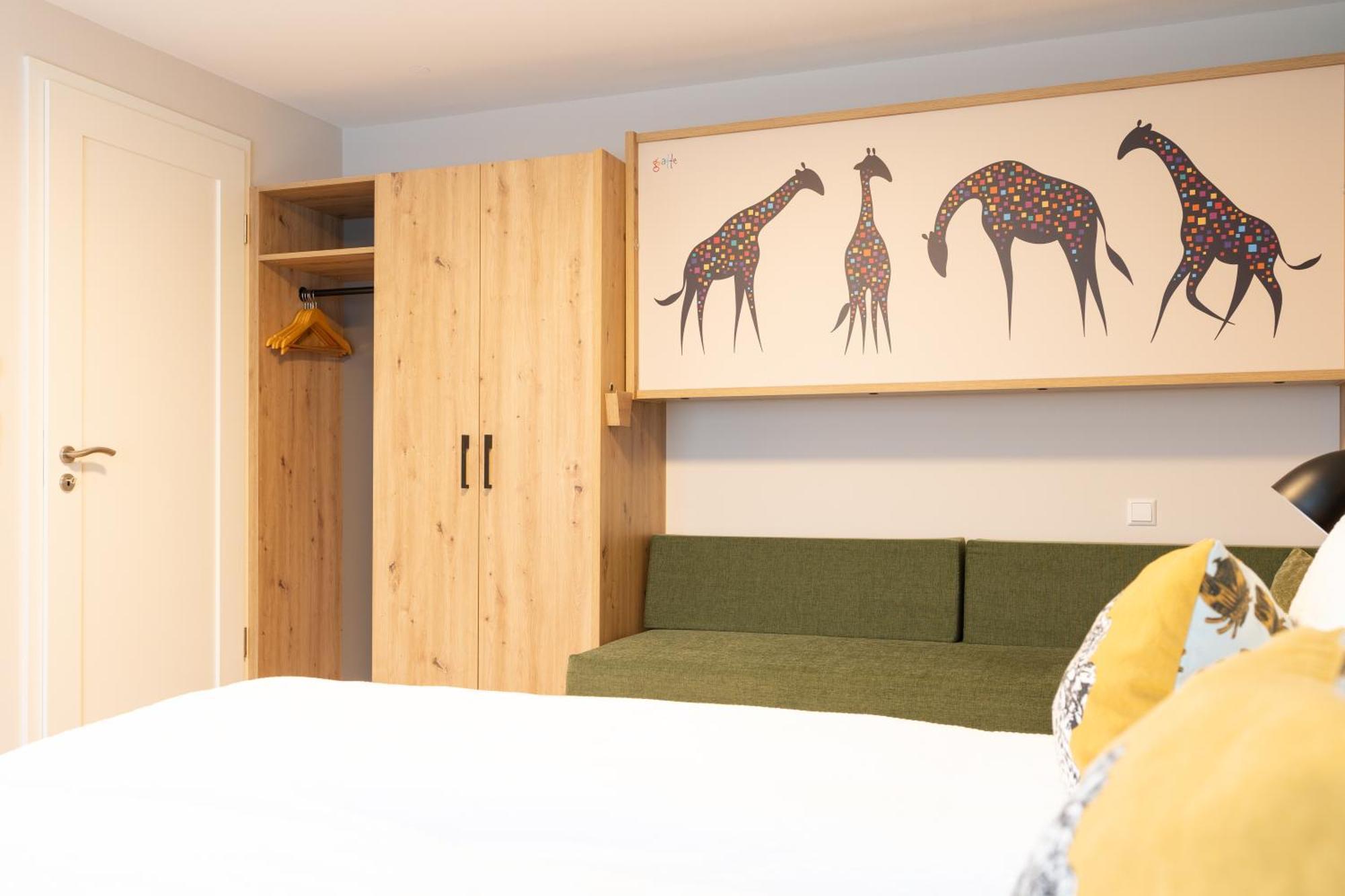 Appartementdeluxe Steiert - Near Europa Park - Rulantica - Spacious - Fully Equipped Kitchen - Private Garden - Free Parking - Pet Friendly Schwanau Exterior photo